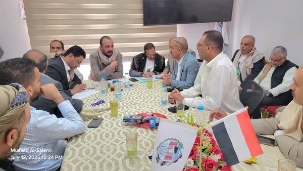 الغرفة وأمانة العاصمة تناقشان تعزيز التعاون والتنسيق لتحسين بيئة الأعمال أمام أنشطة القطاع الخاص